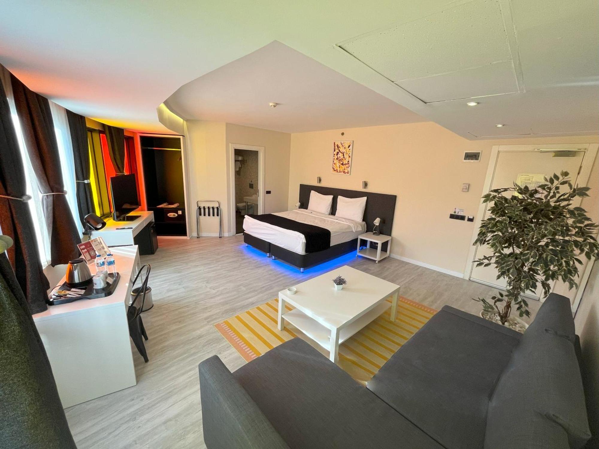 Tempo Hotel Caglayan Istanbul Exterior foto